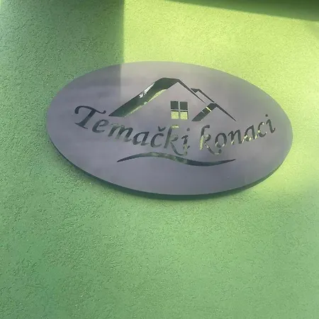Temacki Konaci *
