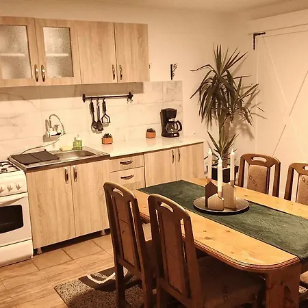 Temacki Konaci Country house *